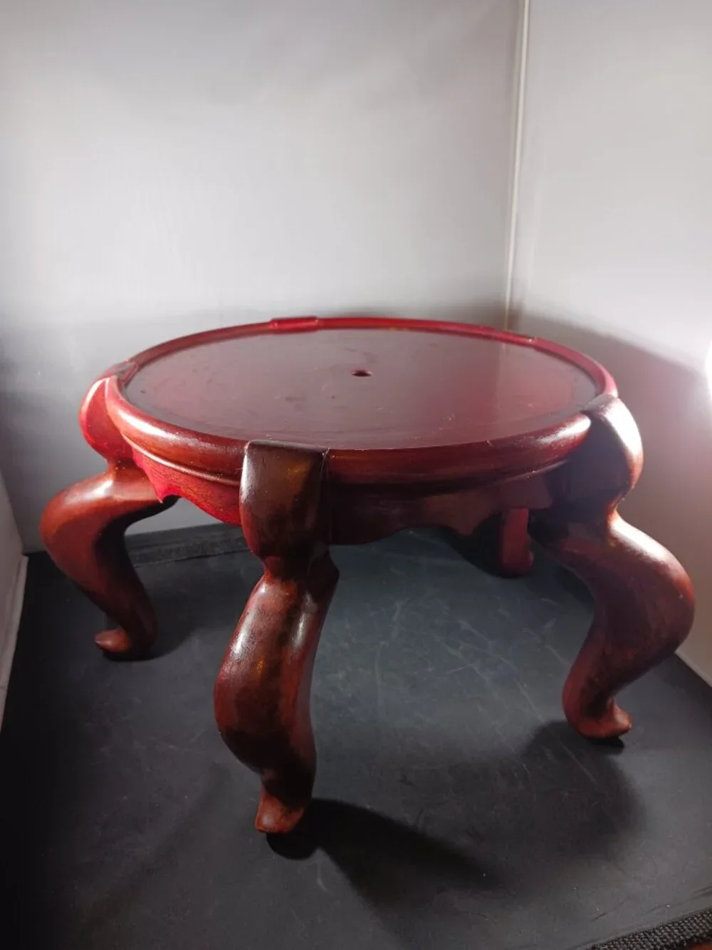 Carved Mahogany Asian Vase/Plant or Figurine Stand Base - Picture 7 of 7